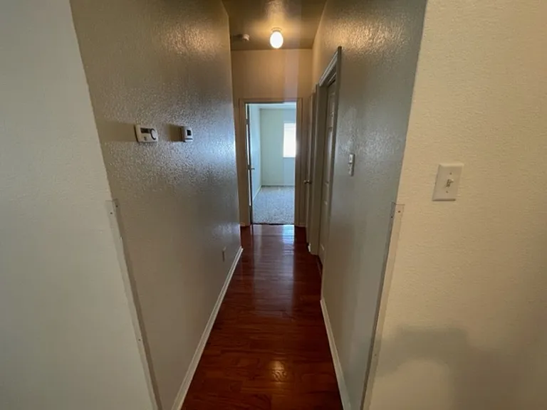 4415 Ashbury Ln — Photo 17