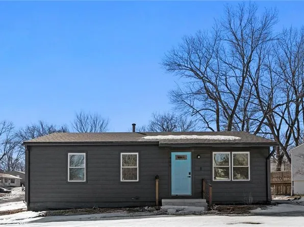 409 E 3rd Dr S, Independence, MO 64050