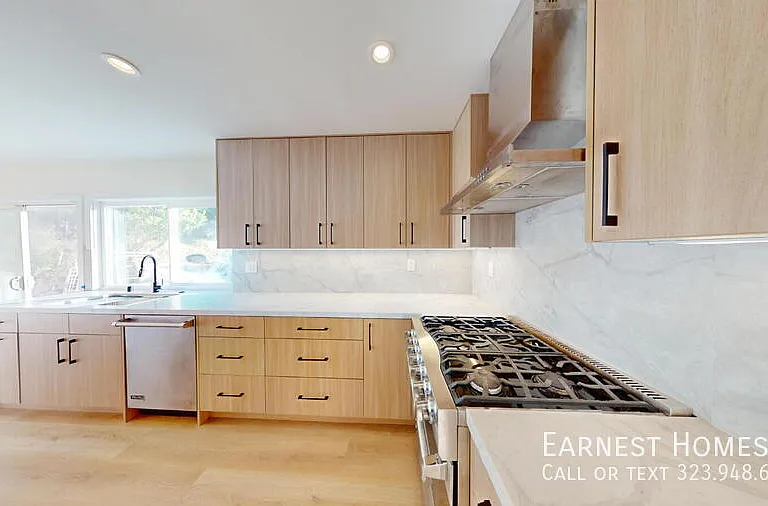 4455 Deanwood Dr — Photo 10