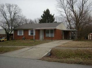 5303 Windy Willow Dr, Louisville, KY 40241
