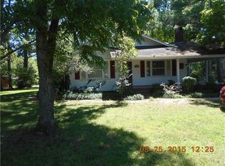 1925 Old Moulton Rd, Decatur, AL 35601