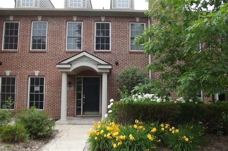 1st image of 5790 Hampshire Ln #11