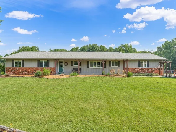5452 SE 42nd Ter, Tecumseh, KS 66542