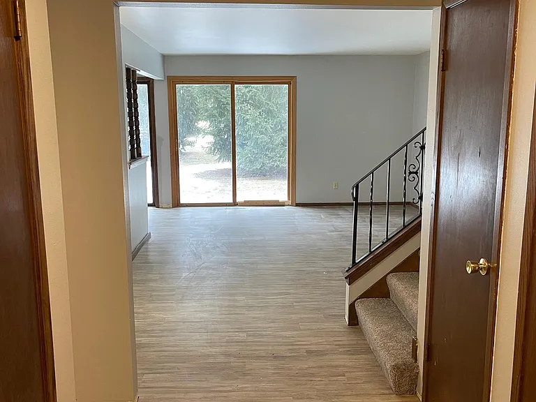 W150S7046 Cornell Cir — Photo 17