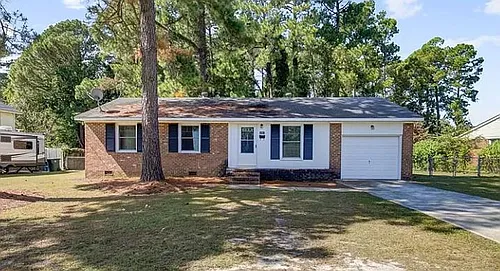 5051 Hampshire Dr Photo 1