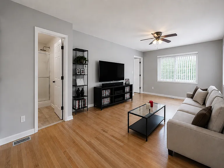 461 Mill St — Photo 8