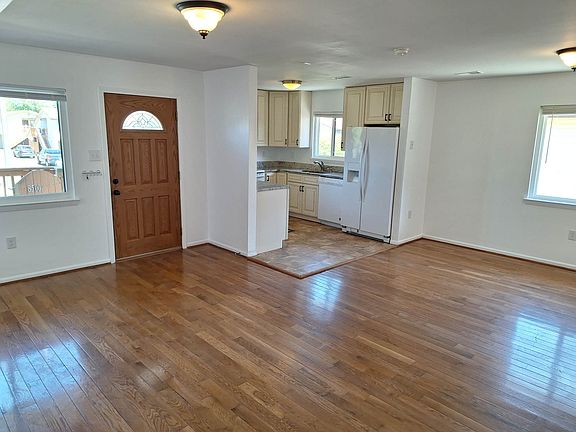 3rd image of 8500 Fuerte Ct