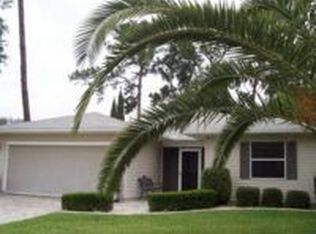 32696 Oak Park Dr, Leesburg, FL 34748