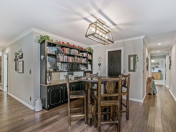 5th image of 801 Arrah Ave