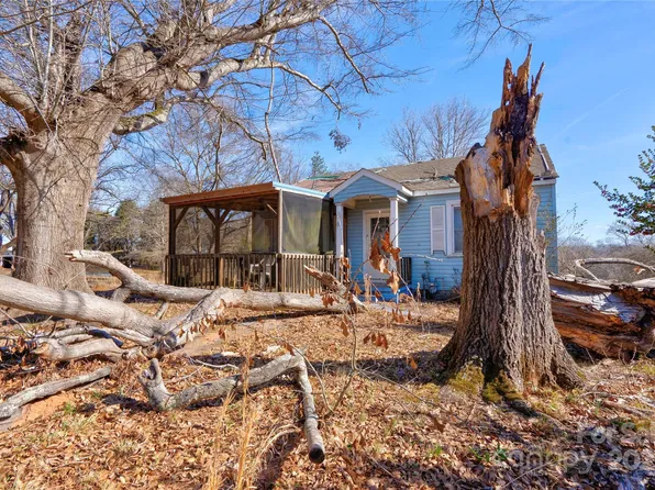 2021 Willis Dr, Shelby, NC 28152