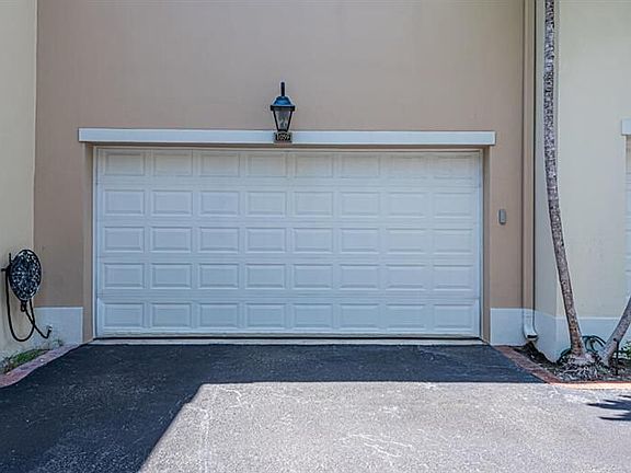 5th image of 1059 W Heritage Club Cir
