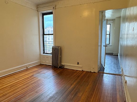 4th image of 166-25 89th Ave #D2