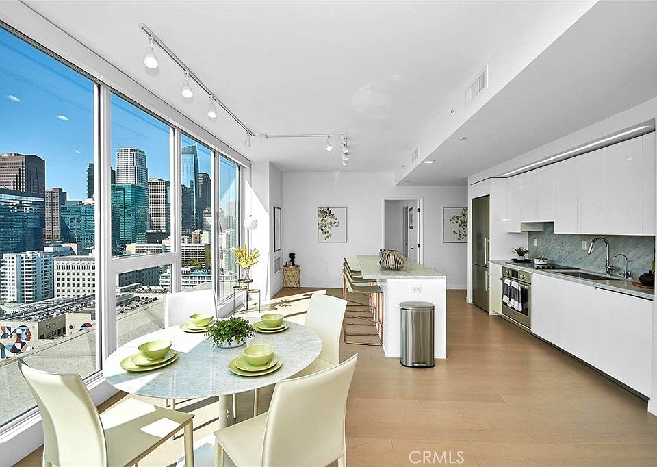 1st image of 1050 S Grand Ave Unit 2001