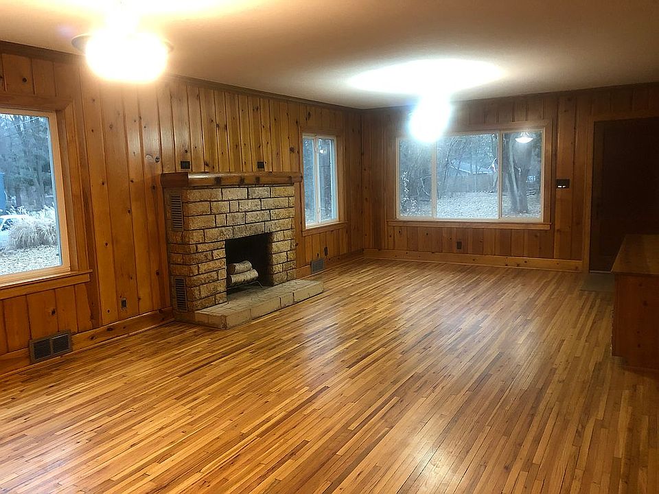 2nd image of 1721 Ramada Ave S