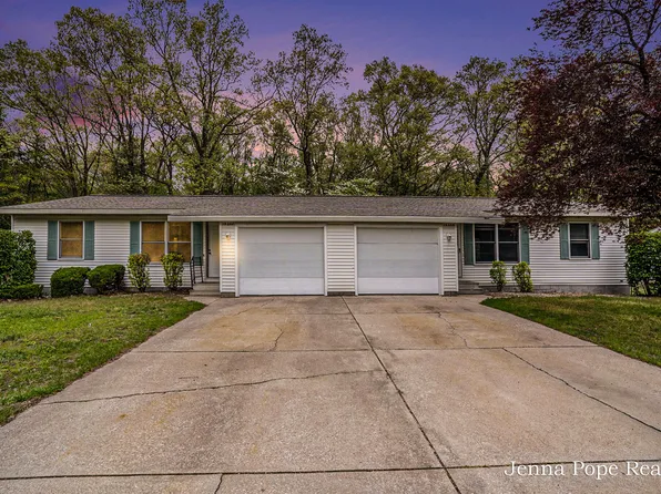 15255/1525 Millhouse Ct, Grand Haven, MI 49417