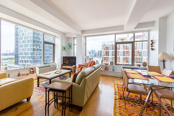 Rented by Warburg | media 9