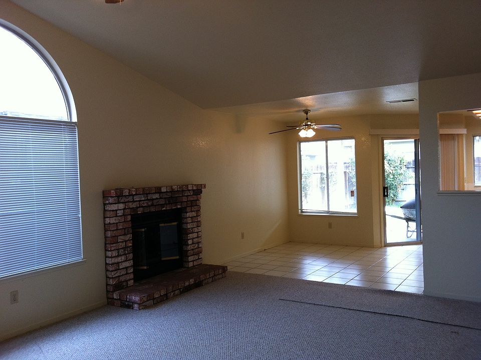 Living room with fireplace