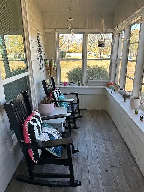 3 bed, 1433 sqft, $1,875 — Photo 3