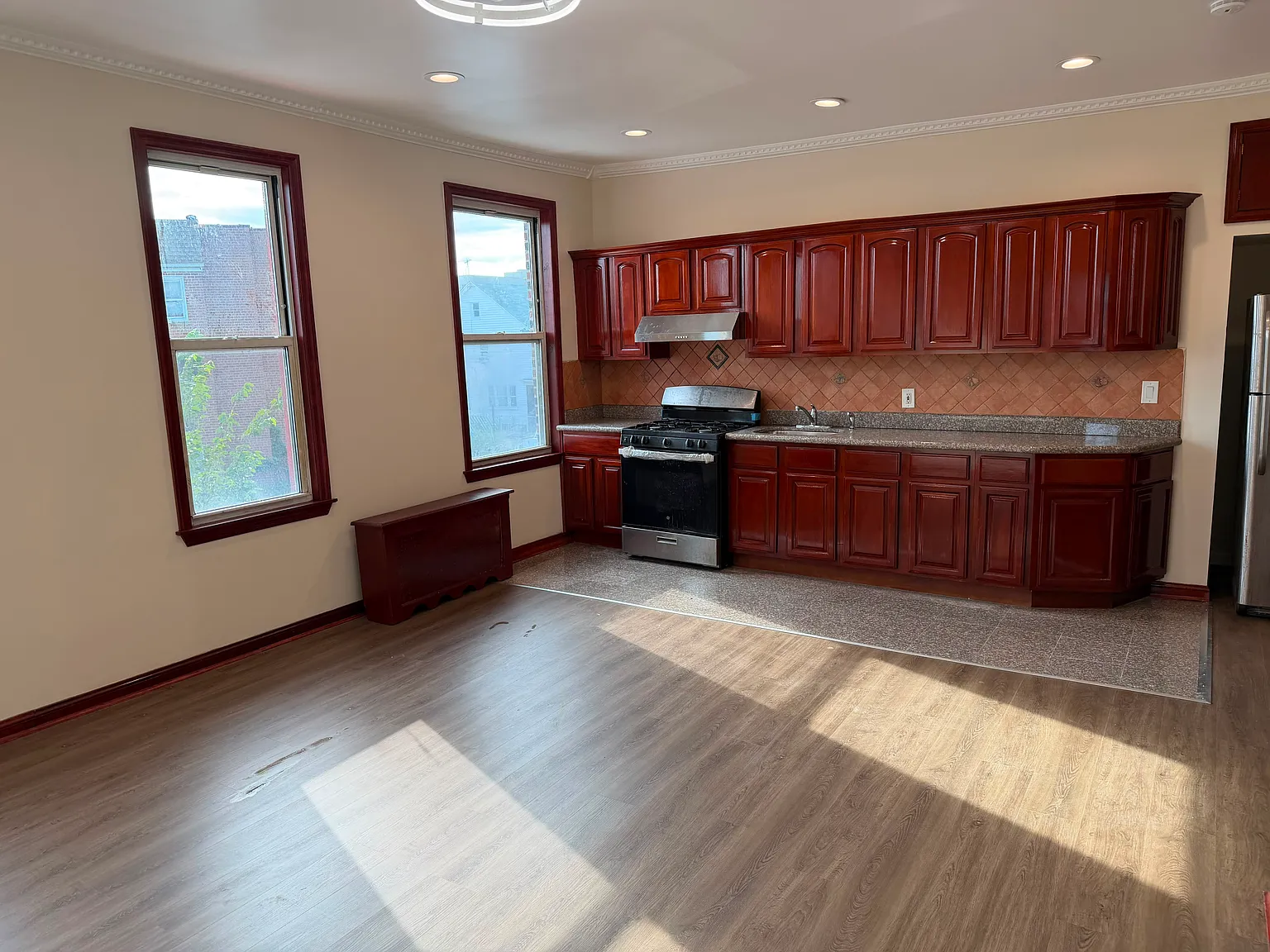 2 bed, $2,650 — Photo 2
