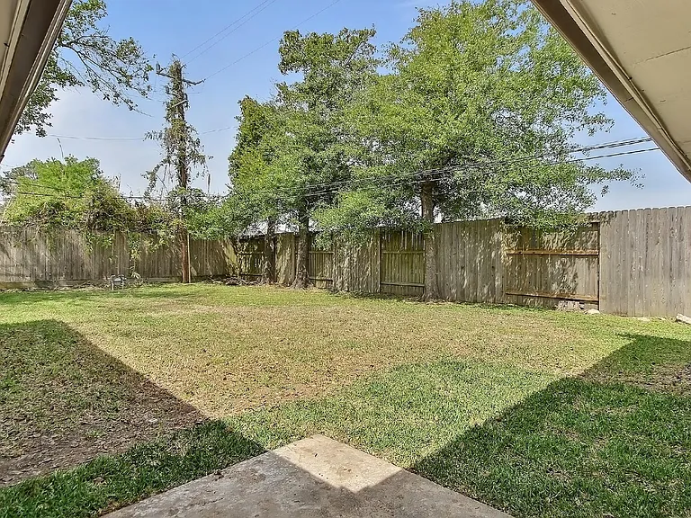 1719 Longhorn Dr — Photo 40