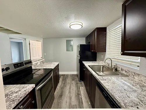 726 SW 81st Ave #14A Photo 1