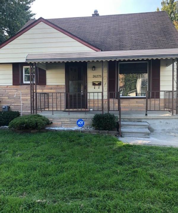 2nd image of 26275 Pattow St
