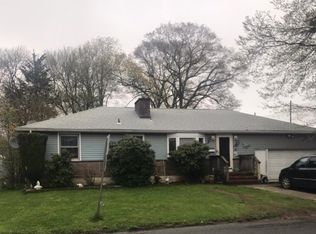 3 Isadore St, West Haven, CT 06516