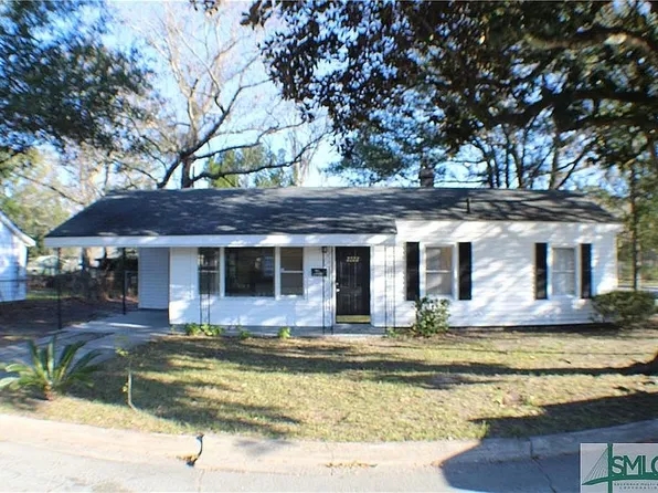2222 E 57th St, Savannah, GA 31404