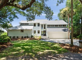 16 Edgewater Aly, Isle Of Palms, SC 29451