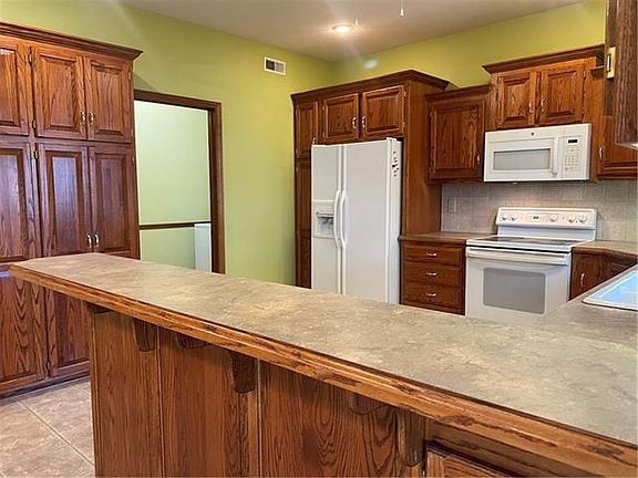 5th image of 18606 N Concord Cir