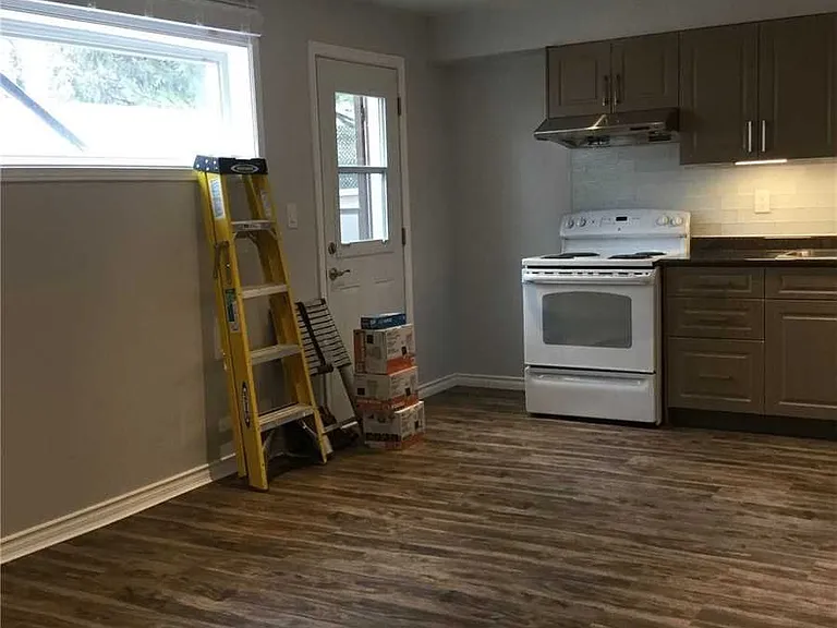 2475 Council Ring Rd — Photo 6