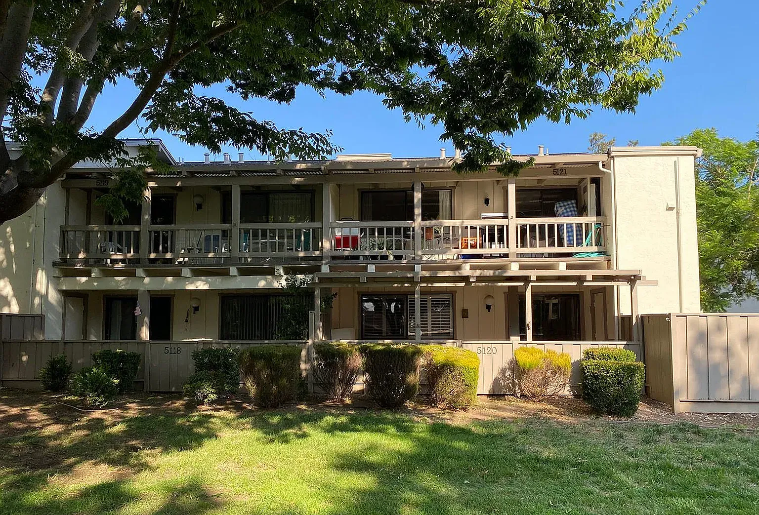 5121 Cribari Pl photo 1