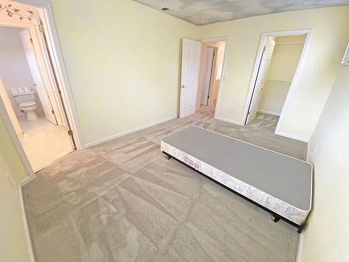 5821 Killarney Cir — Photo 24