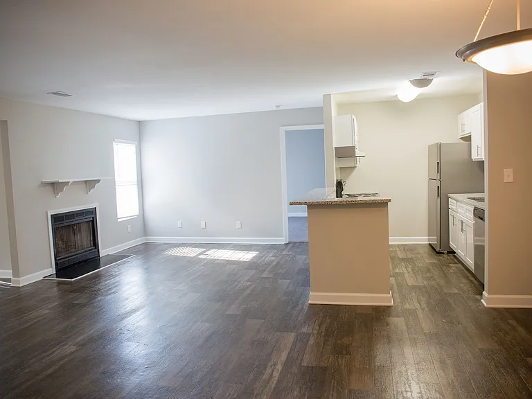 Gardenwood Residences — Photo 21