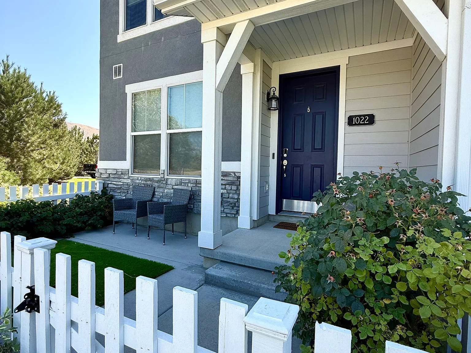 4 bed, 1960 sqft, $2,350 — Photo 4