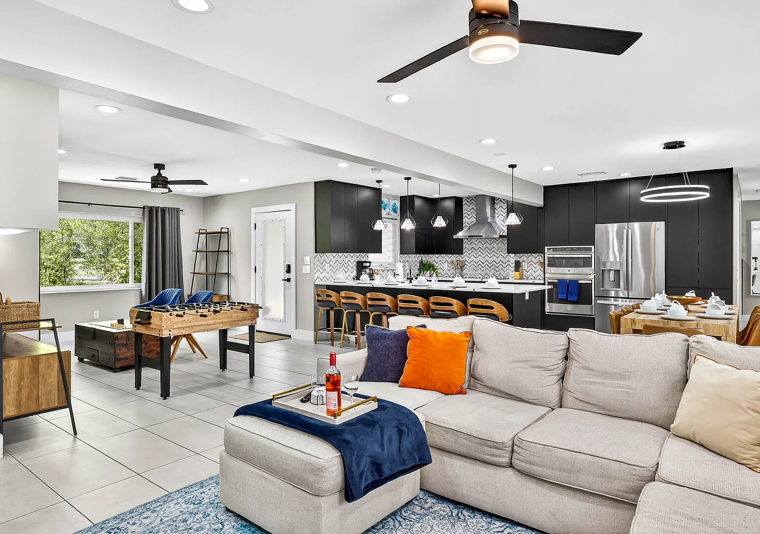 The Grandview | A Luxe Family Retreat w/Pool — Photo 4
