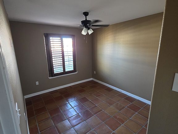 5th image of 203 W Cantu Rd