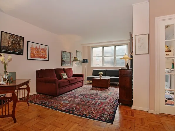 63 East 9th Street image 1 of 4