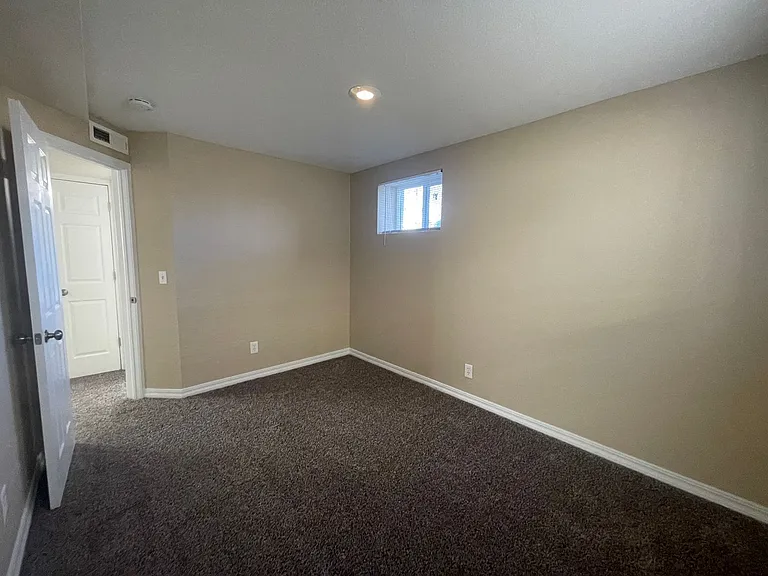 2BD Garden-Level Home | Off-Street Parking — Photo 17