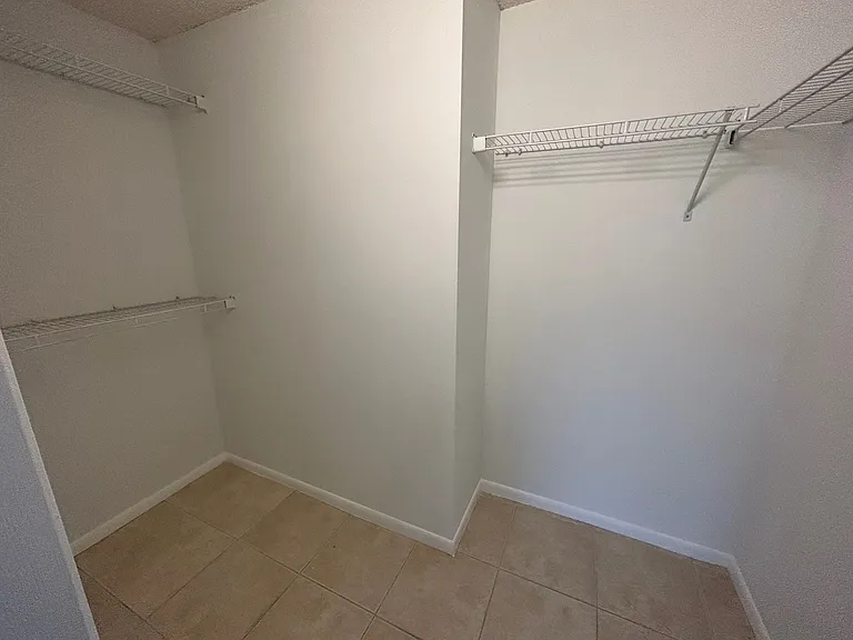 10136 Boynton Place Cir — Photo 11
