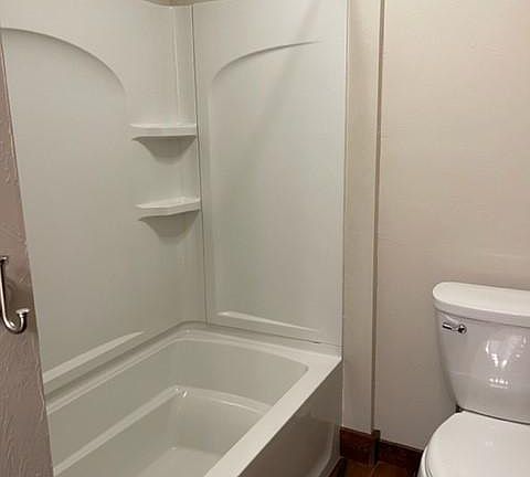 4th image of 1035 S 10th St