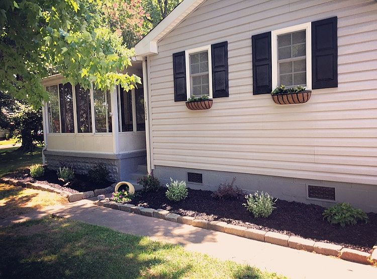 1st image of 1363 S Braden Cres