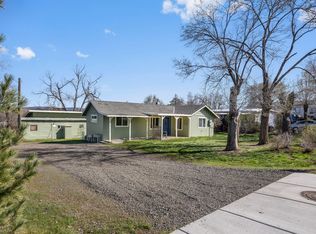 811 SW Madison St, Madras, OR 97741