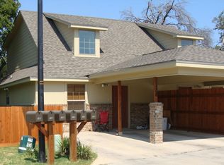 136 Meadow Park Cir, Lacy Lakeview, TX 76705