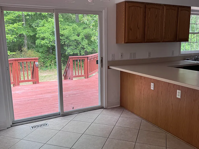5555 T J Wright Ln — Photo 7