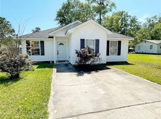 28585 Phillip St, Lacombe, LA 70445
