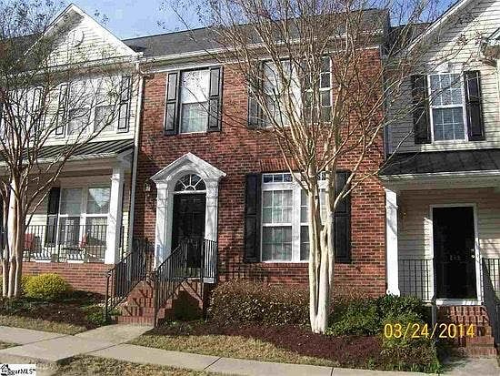 Outside Front of townhome