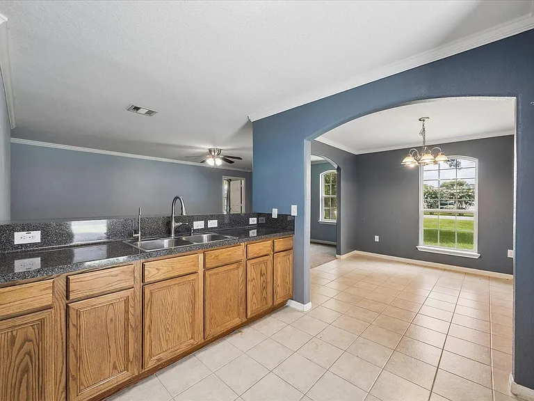 118 Tower Dr — Photo 7