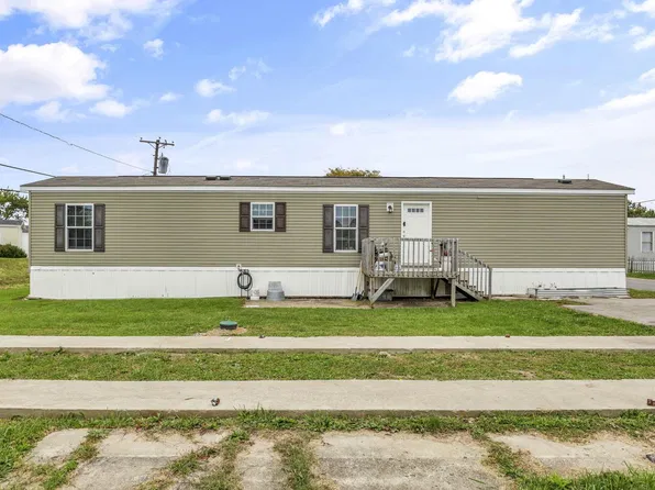 10694 E State Route 762 #9M, Lockbourne, OH 43137