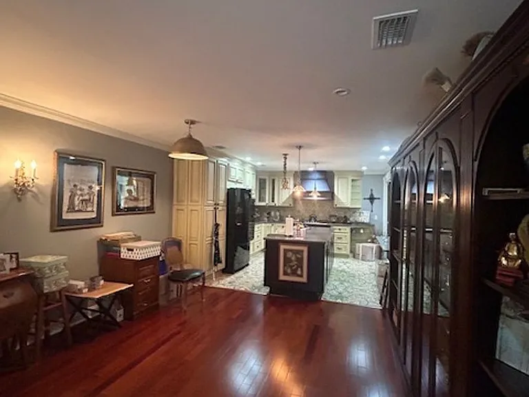 51 Ogden St #A — Photo 7